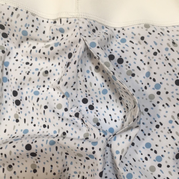 New! Puma PWRShape White Dot Print 16” Golf Skort With Pockets size Medium - Picture 9 of 15